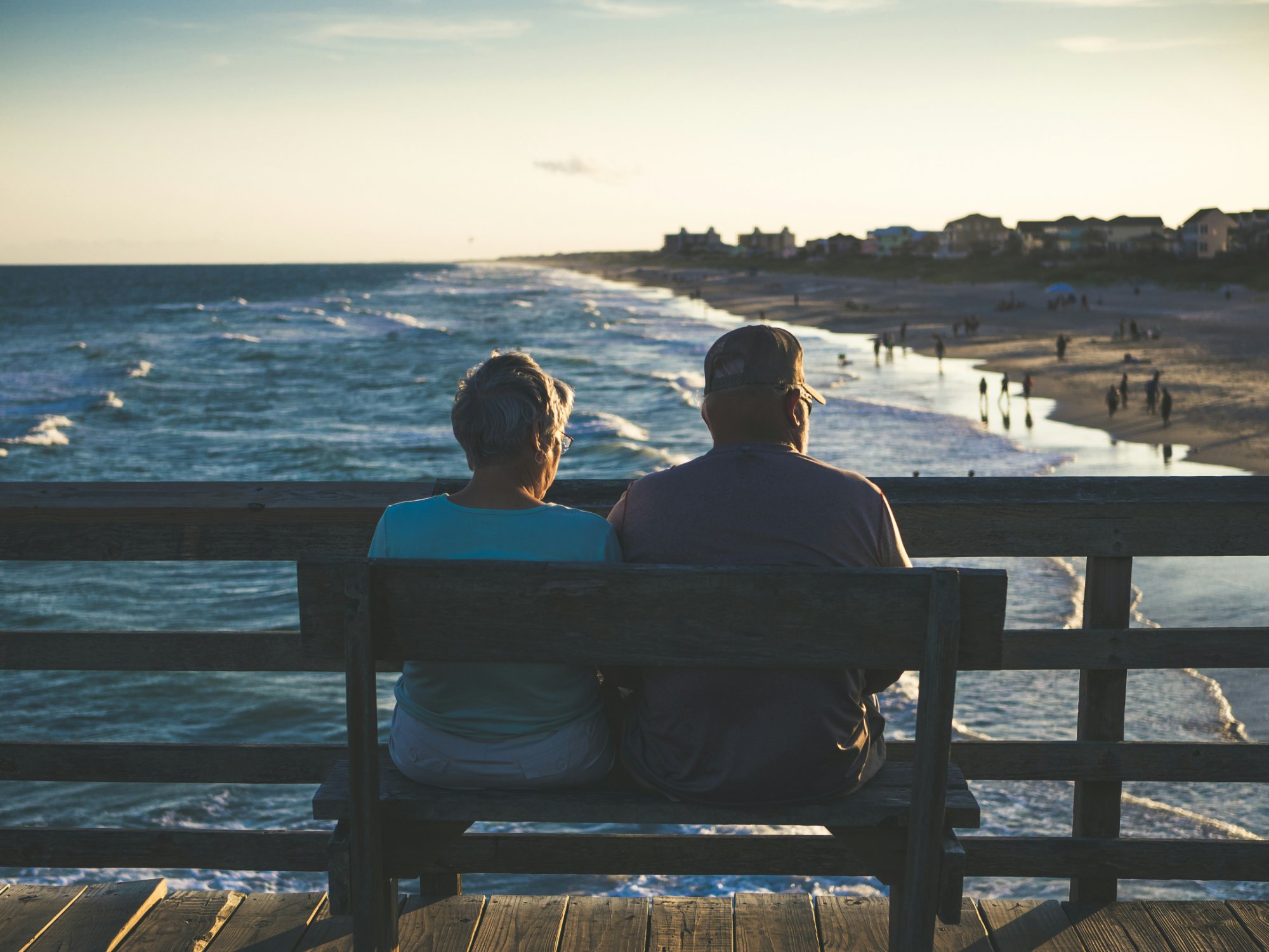 Retired couple enjoying retirement — retirement planning calculator